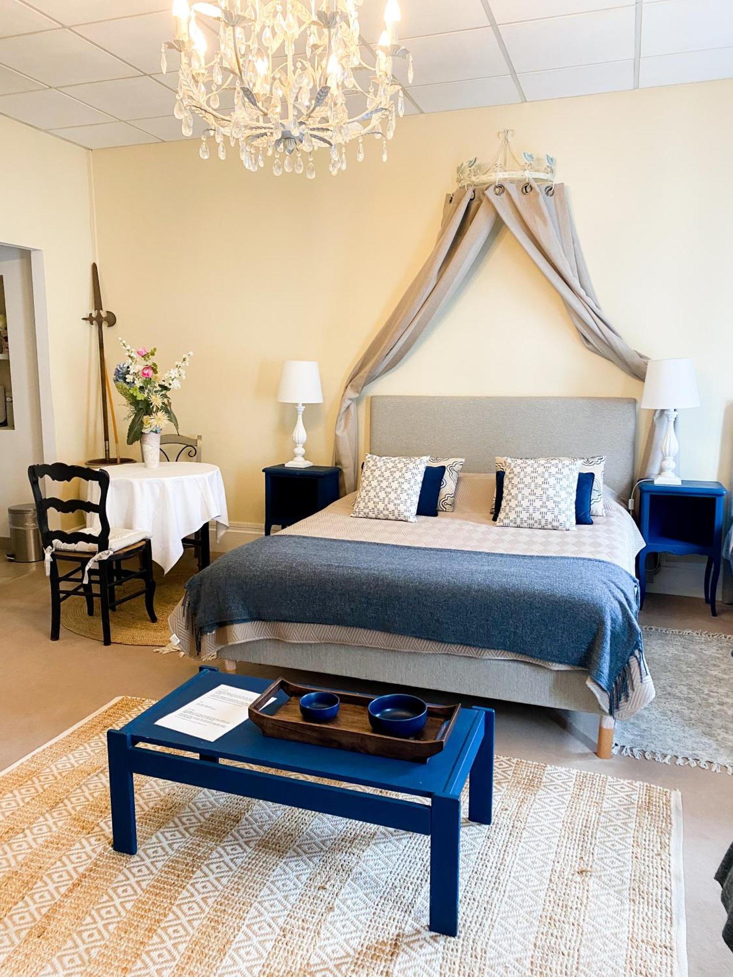 Chambres D'Hotes La Villa Alienor Les Andelys Exteriör bild