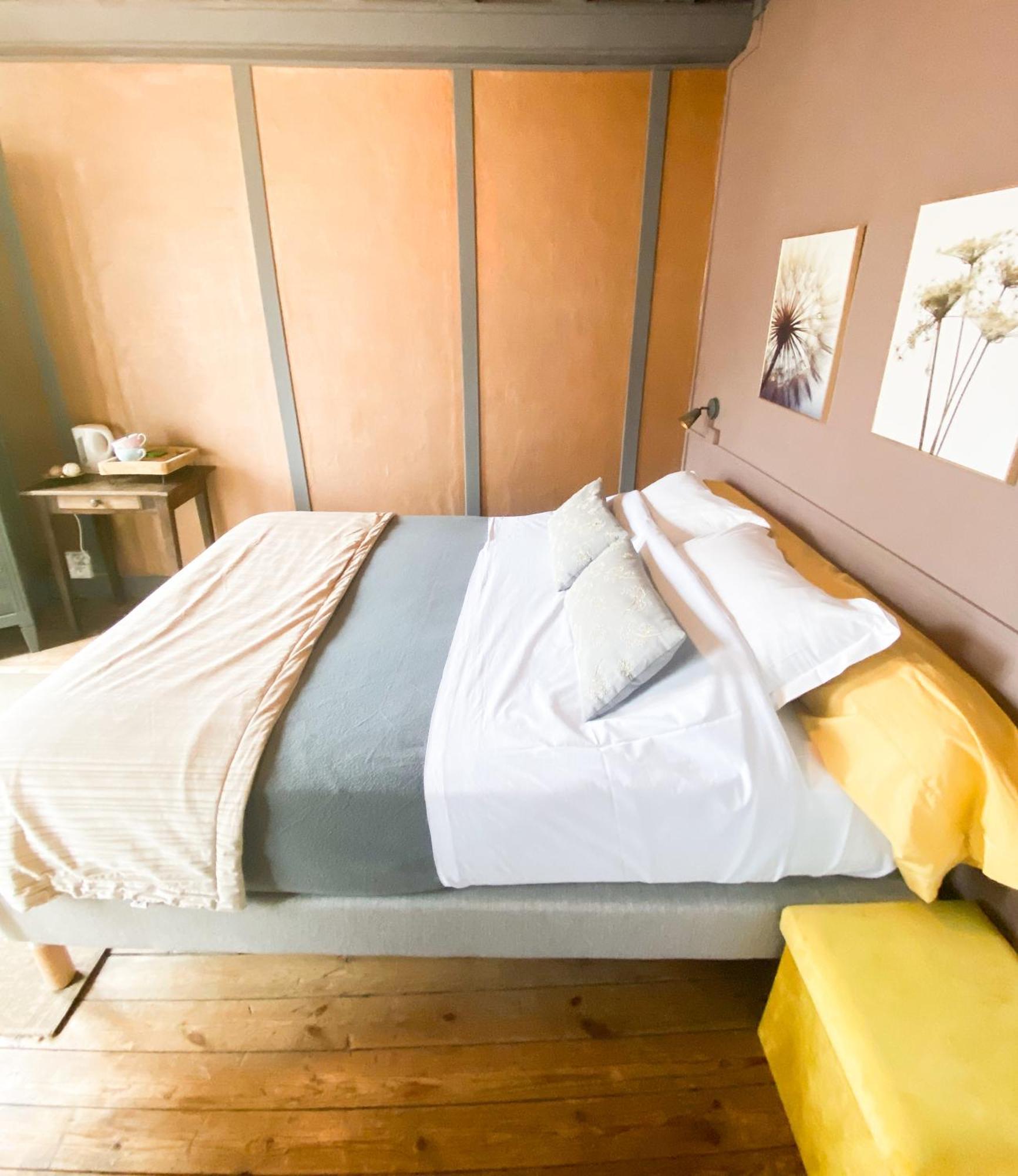 Chambres D'Hotes La Villa Alienor Les Andelys Exteriör bild
